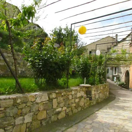 Agriturismo Il Piccolo Borgo Фермерский дом Diano San Pietro