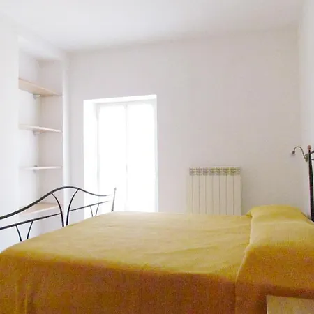 Фермерский дом Agriturismo Il Piccolo Borgo Diano San Pietro