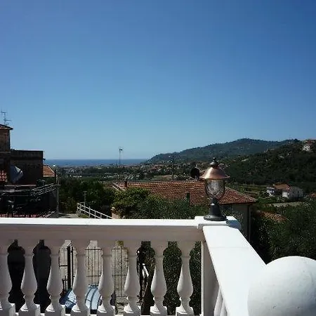 Agriturismo Il Piccolo Borgo Фермерский дом Diano San Pietro