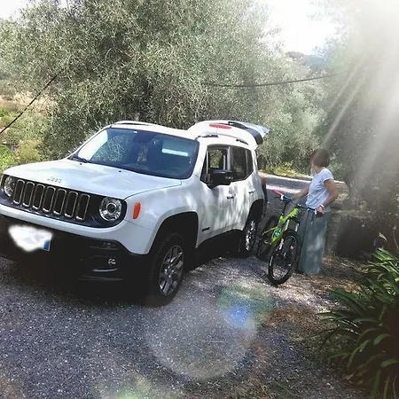 Agriturismo Il Piccolo Borgo Diano San Pietro