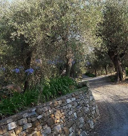 Agriturismo Il Piccolo Borgo *